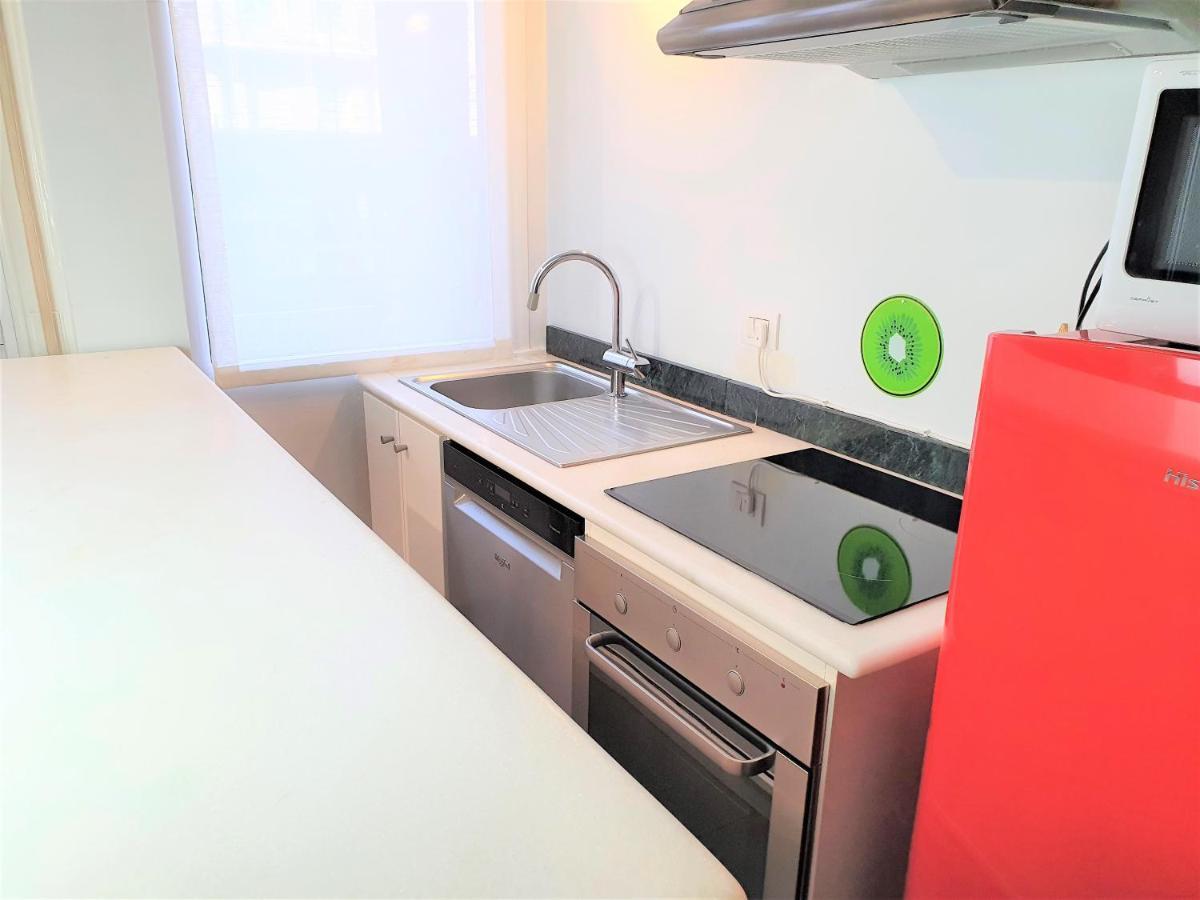 S. Ambrogio Square Apartment Milan Bagian luar foto