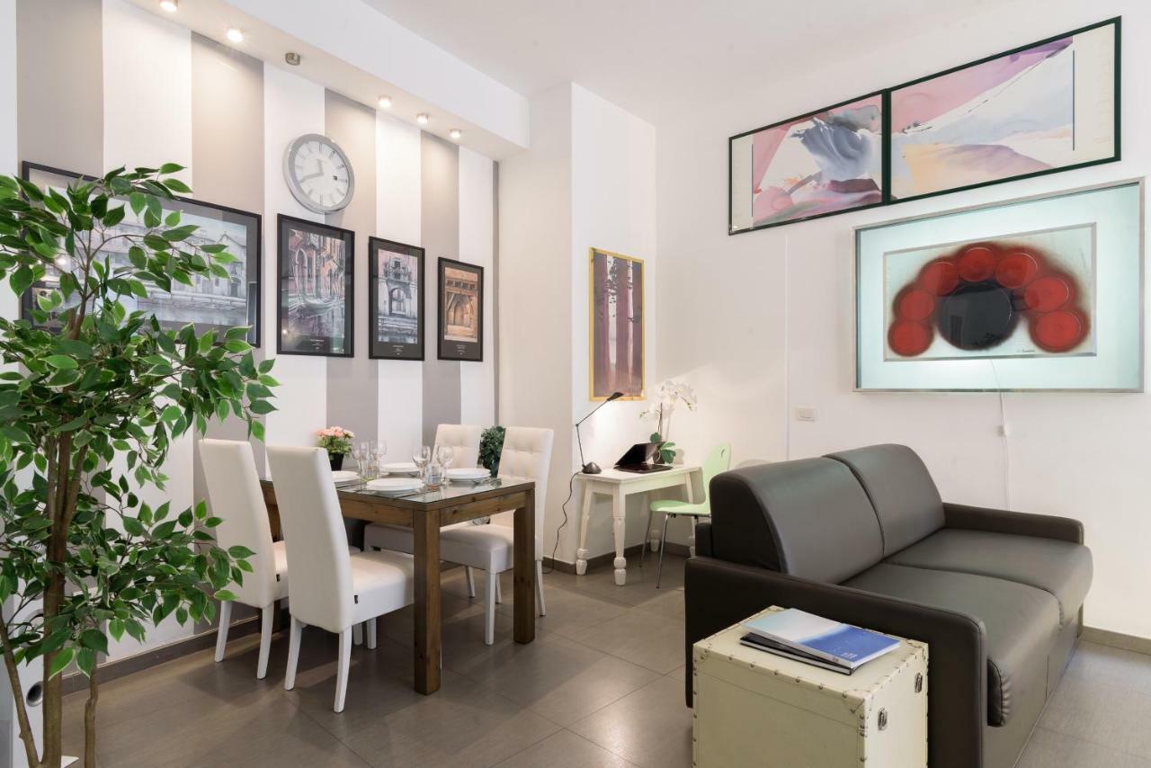 S. Ambrogio Square Apartment Milan Bagian luar foto